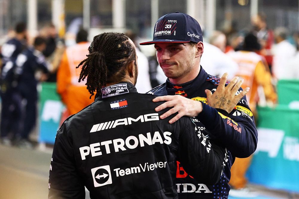 “The abuse that the poor guy [Gianpiero Lambiase]’s taken and you never write about it” : Lewis Hamilton aims cheeky dig at Max Verstappen